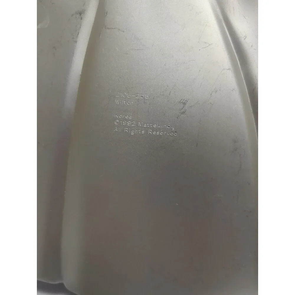 Wilton Barbie Princess Cake Pan 2105-2551 Vintage 1992 Aluminum Silver